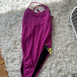 Jolyn Gavin 2 Tieback Size 32 GREAT CONDITION